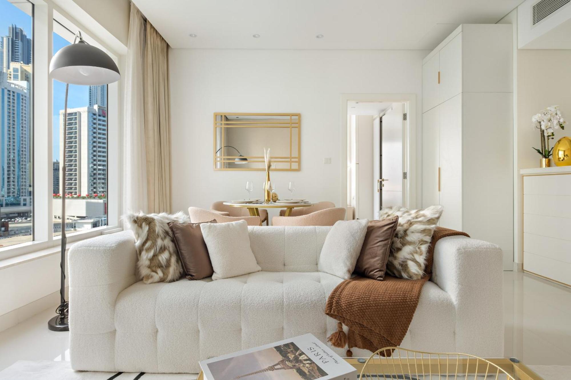 Vayk - Sophisticated 1br In Business Bay Apartment *