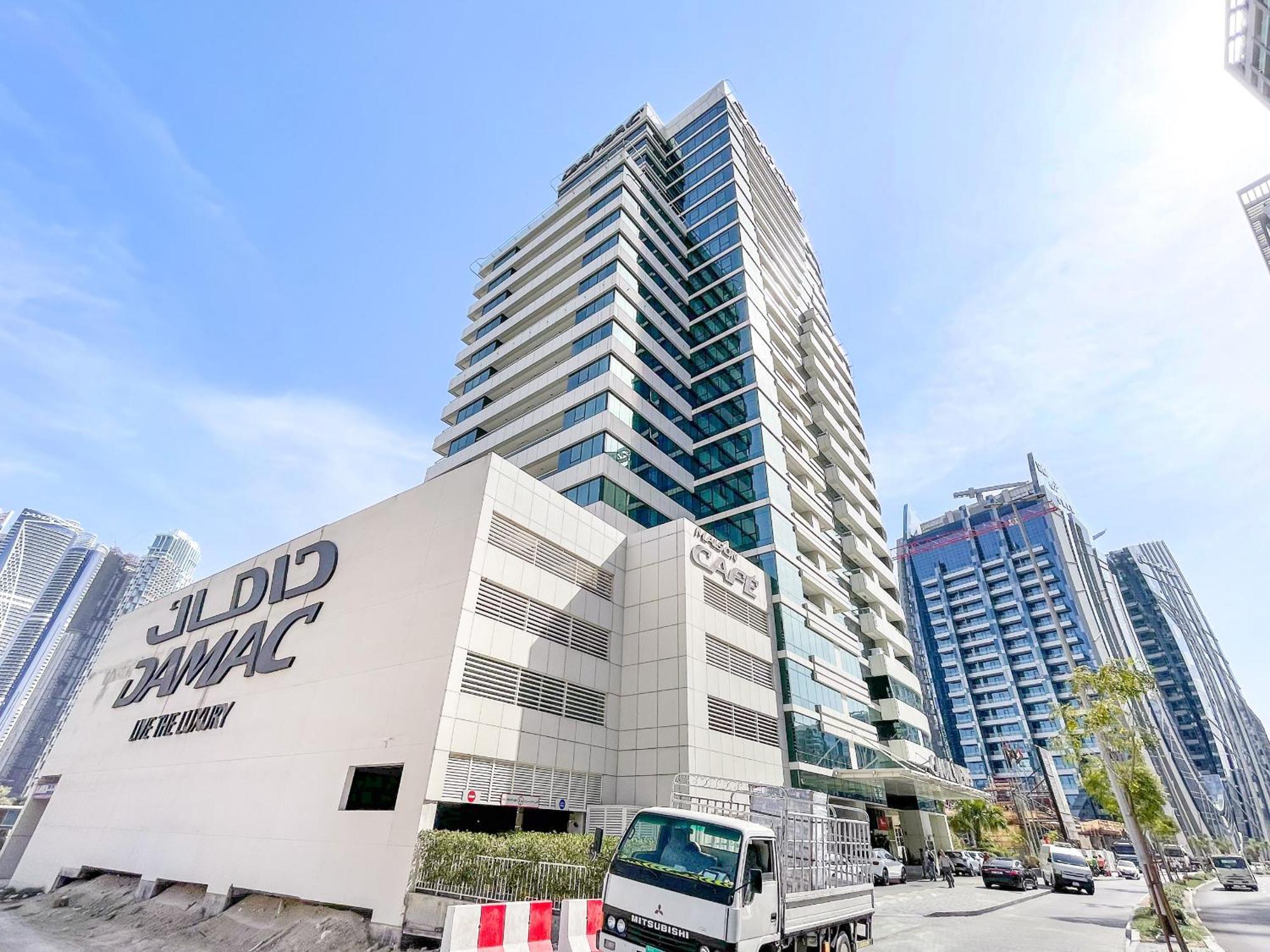 Vayk - Sophisticated 1br In Business Bay Apartment *